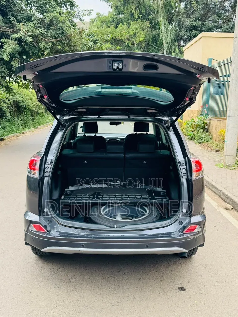 Toyota RAV4 2019 Gray