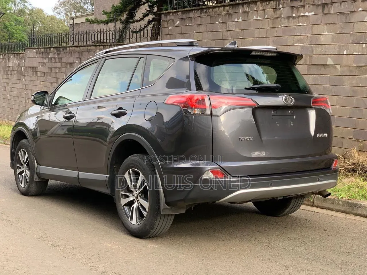 Toyota RAV4 2019 Gray