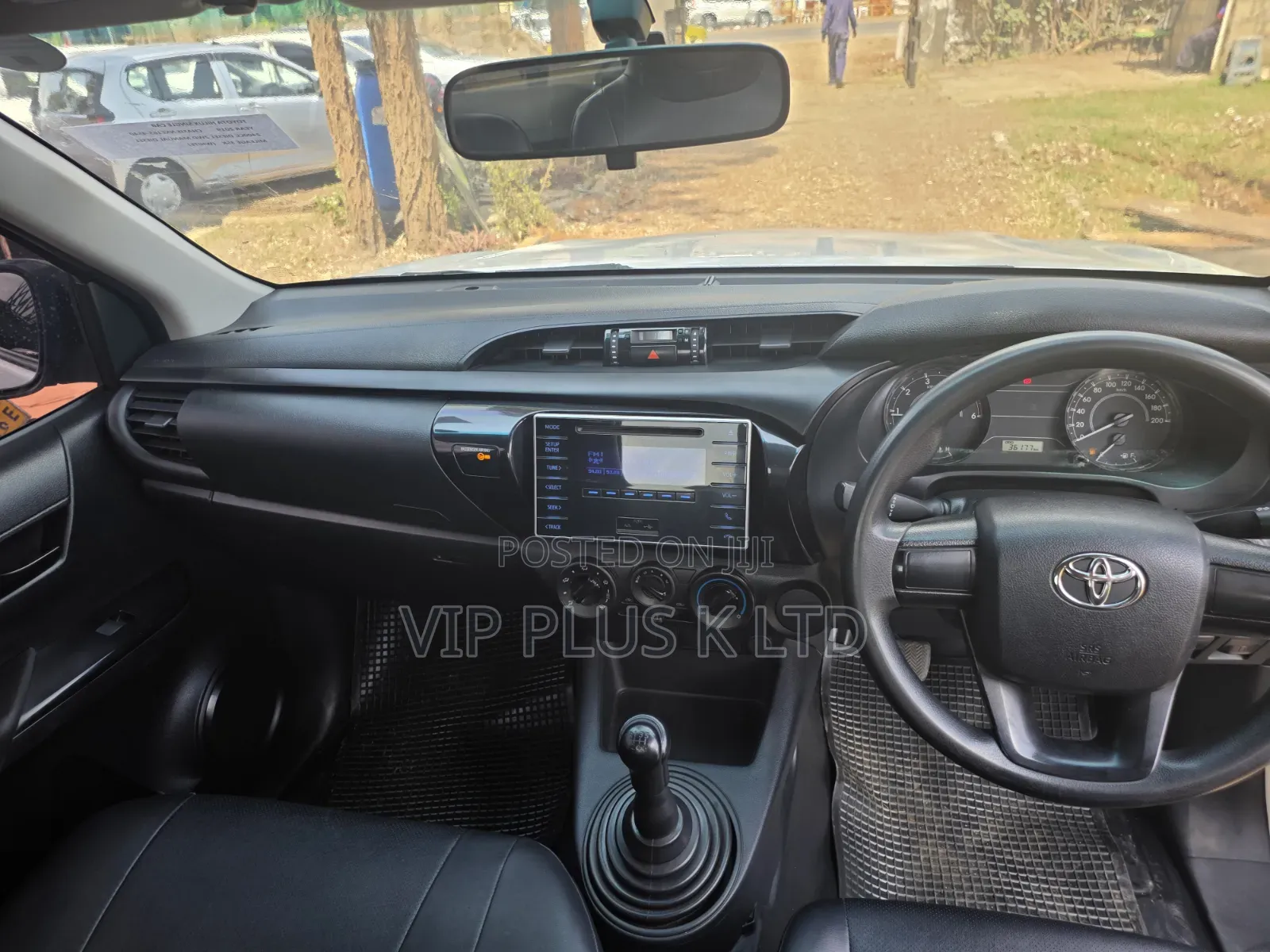 Toyota Hilux Revo Double Cab Deisel 2.4 RWD 2019 White