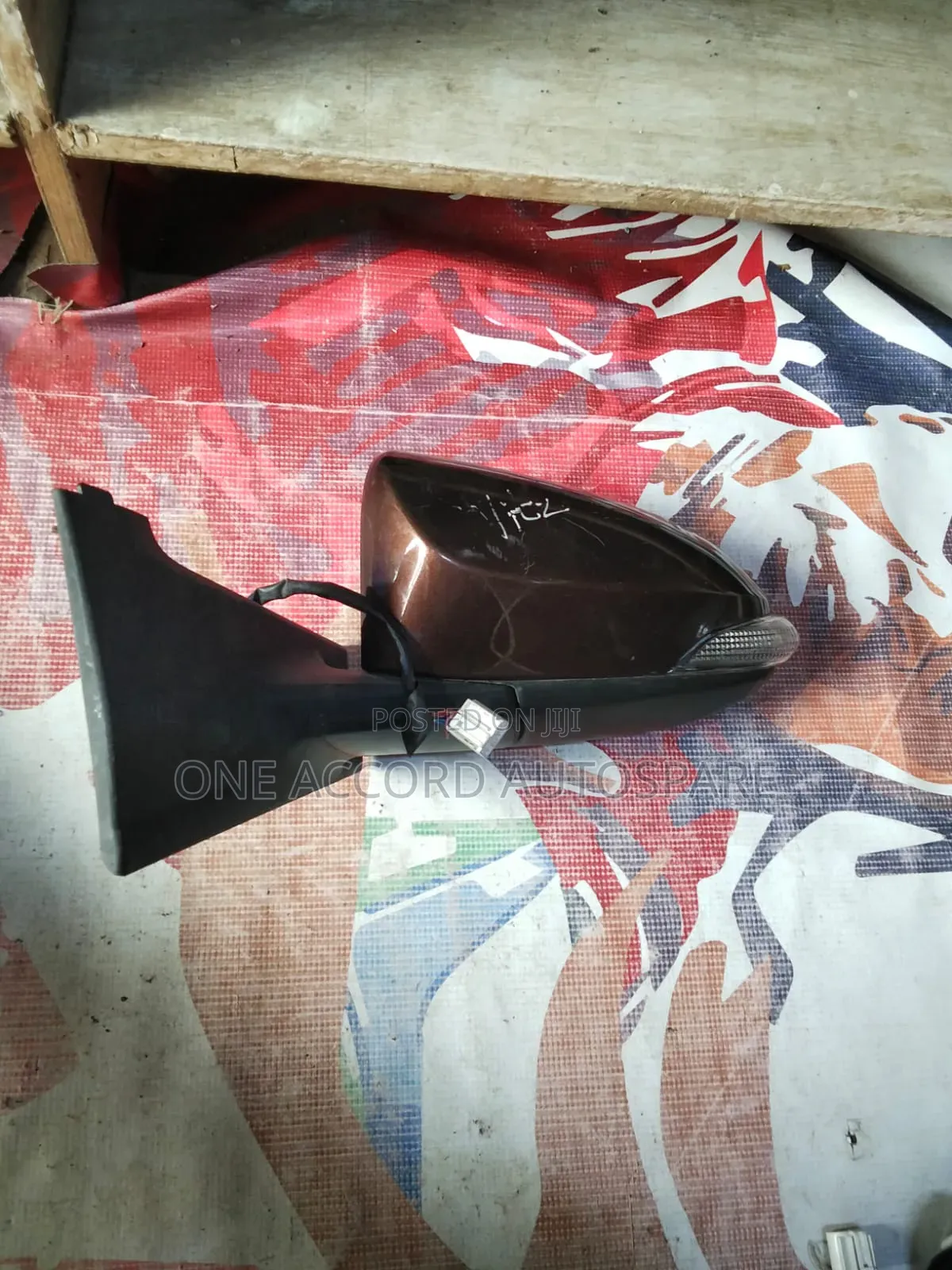 Sidemirror for Toyota Vitz Juwella 2014