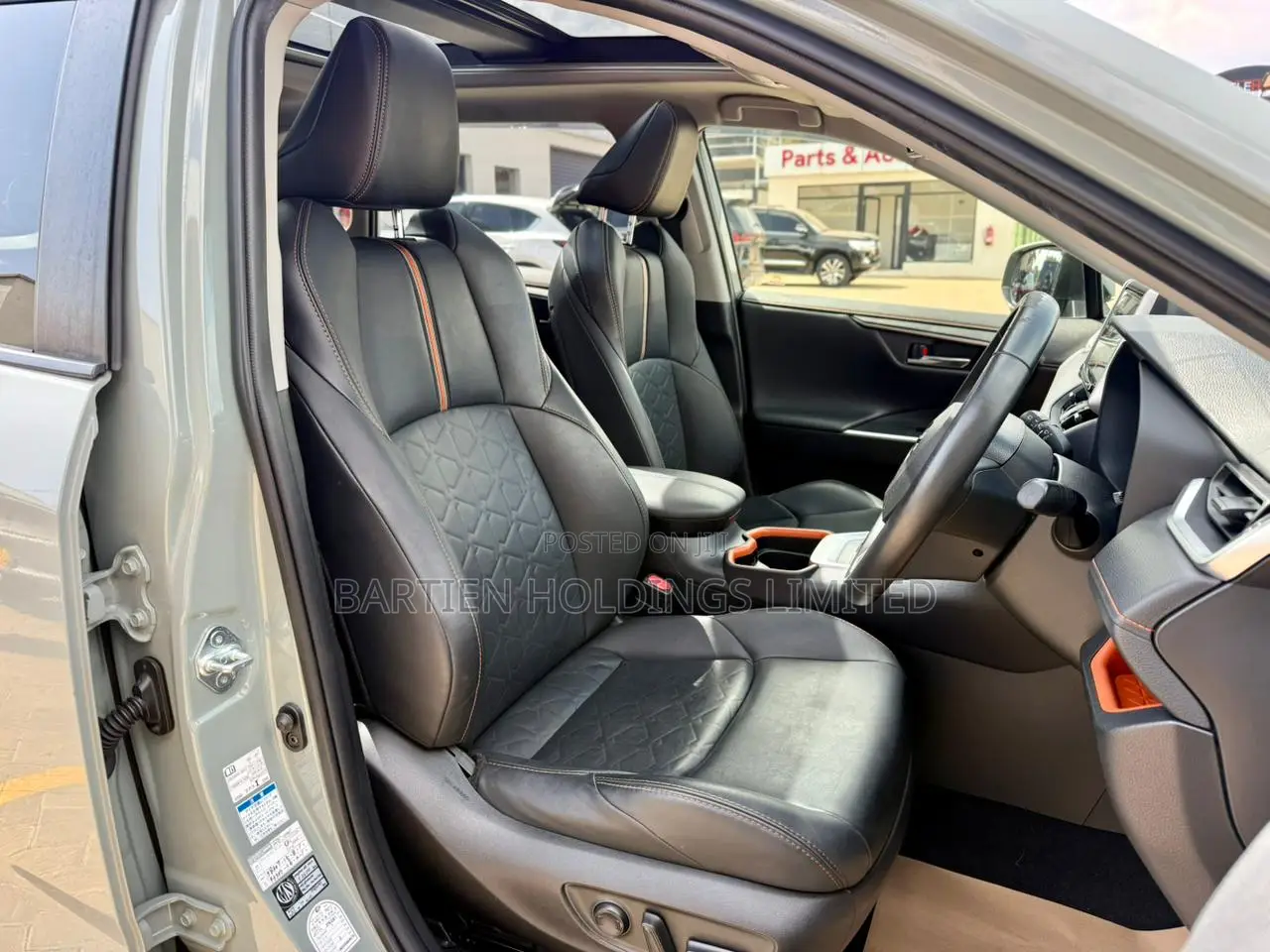 Toyota RAV4 Adventure AWD 2020 Green