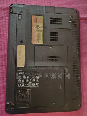 Laptop Acer Aspire 1 2GB Intel Atom HDD 160GB