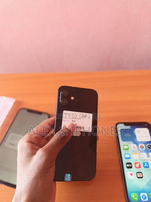 Apple iPhone 12 64 GB Blue - thumbnail 3