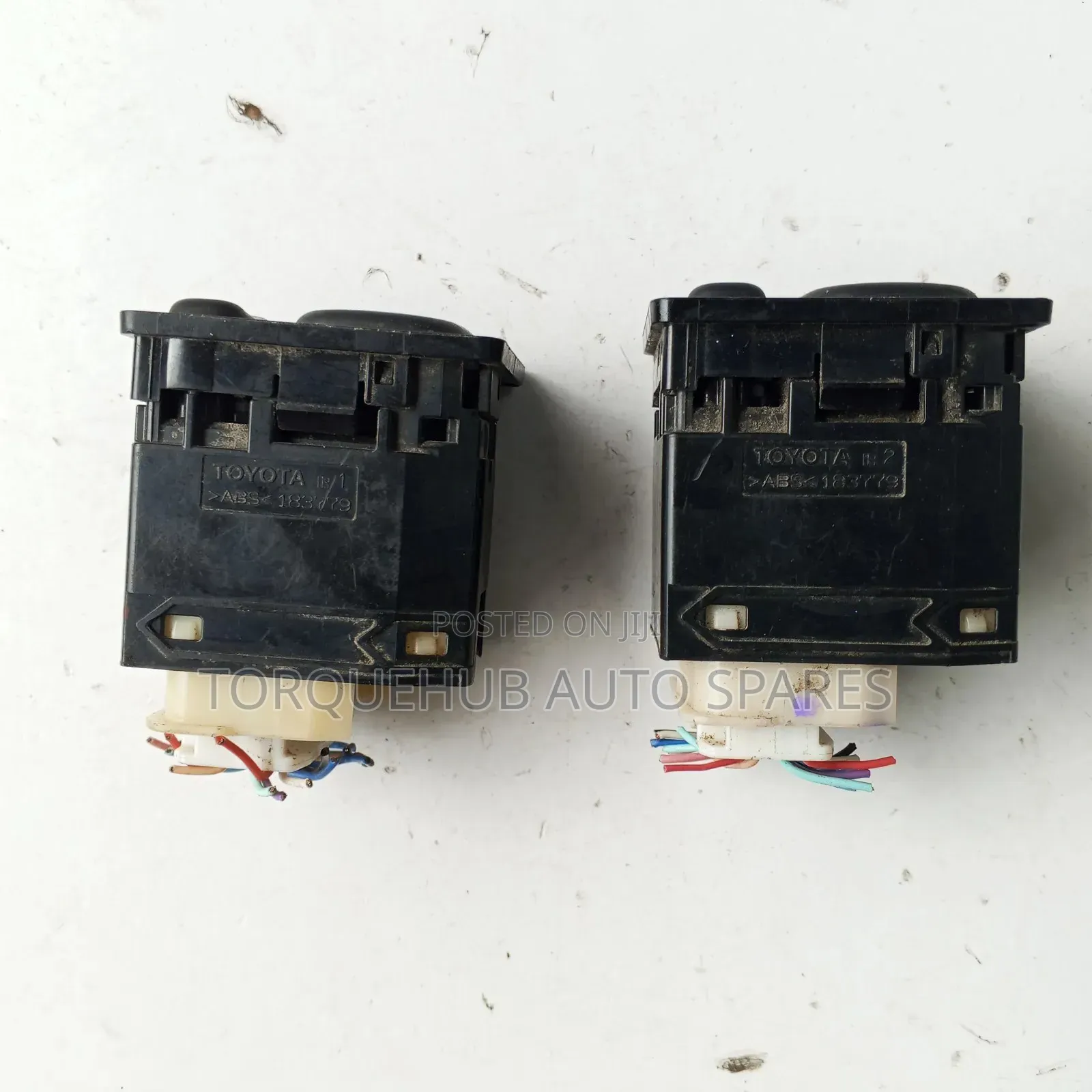 Toyota Auris Retract Switch
