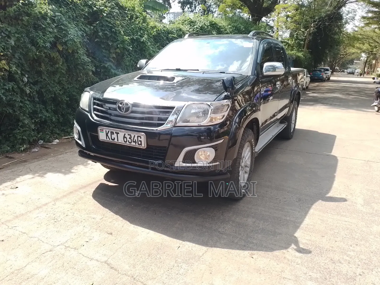 Toyota Hilux 2011 Black