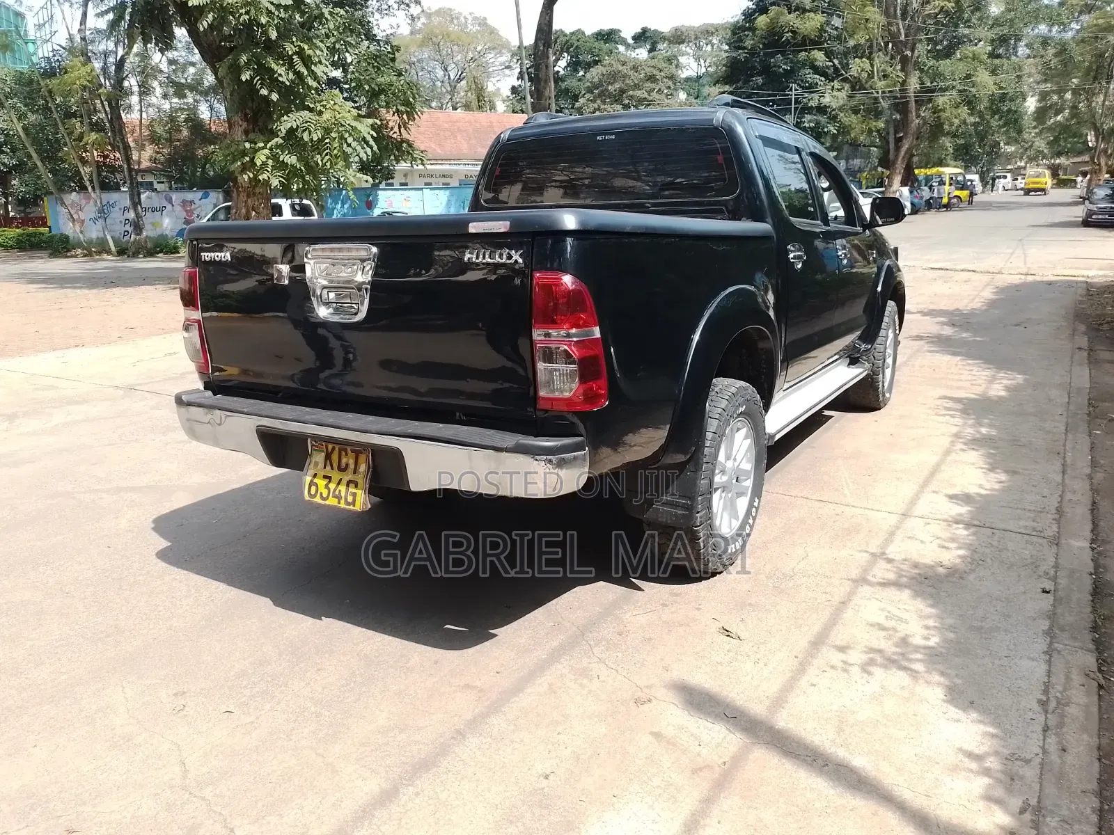 Toyota Hilux 2011 Black