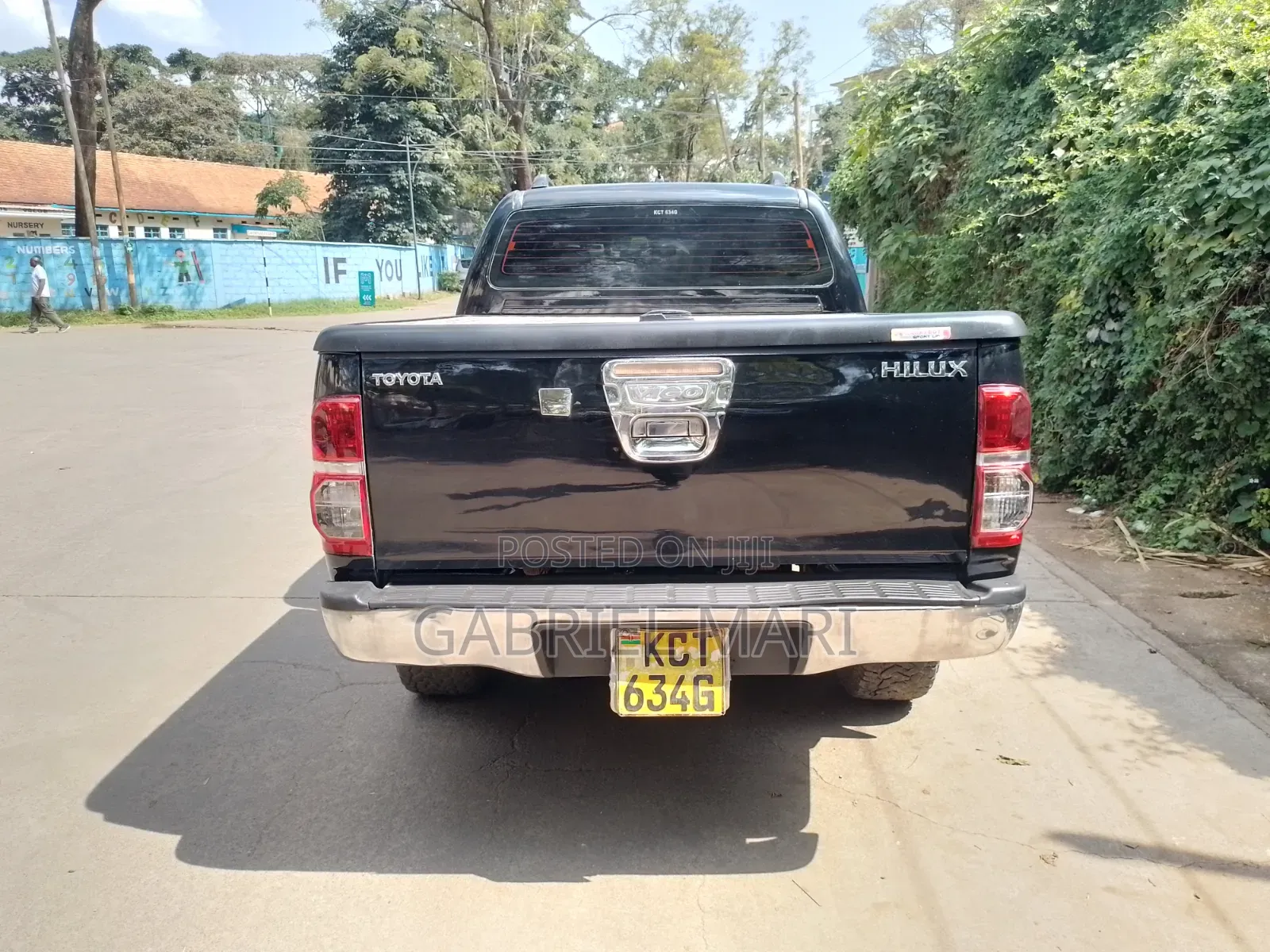 Toyota Hilux 2011 Black