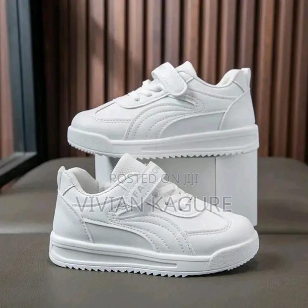 J4 Jordan Shoes - thumbnail 3