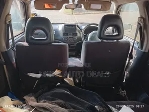 Toyota Raum 2000 White