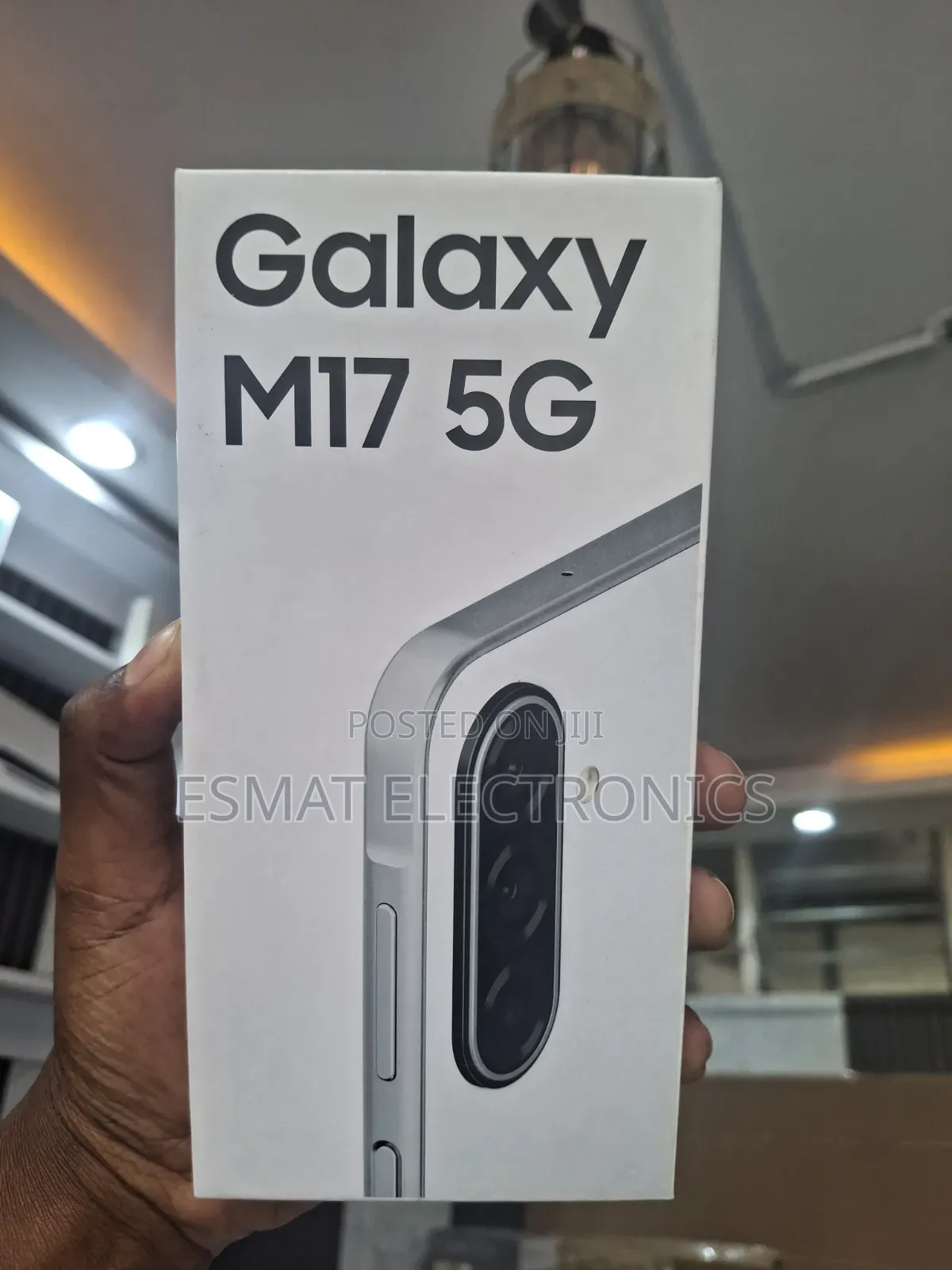 New Samsung Galaxy M17 5G 128 GB Gray