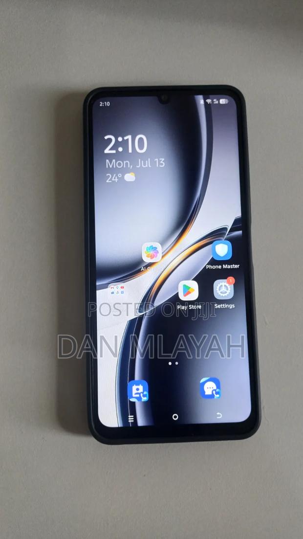 Tecno Pop 20 64 GB Silver - main view