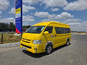Toyota Grand HiAce 2014 Yellow