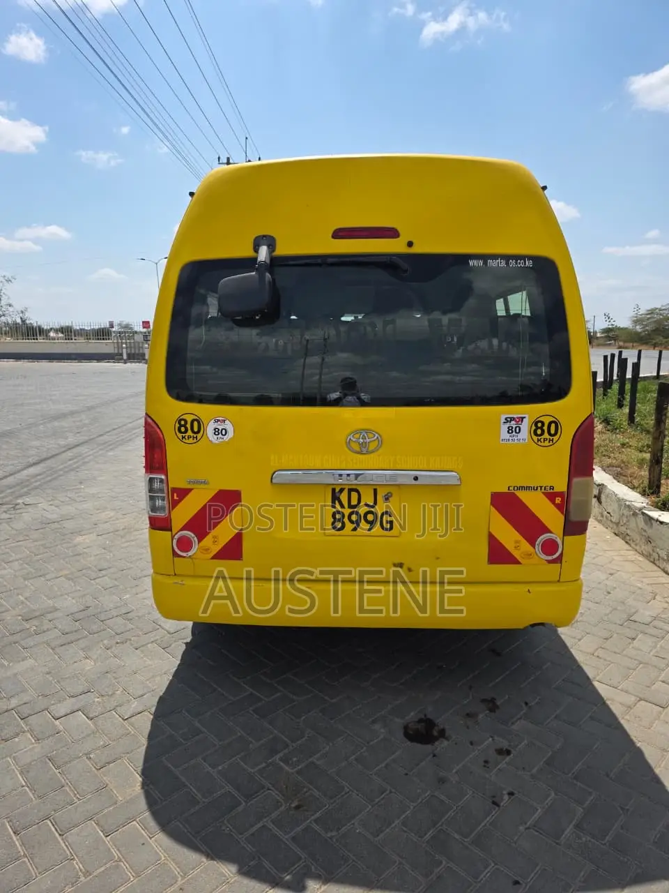 Toyota Grand HiAce 2014 Yellow