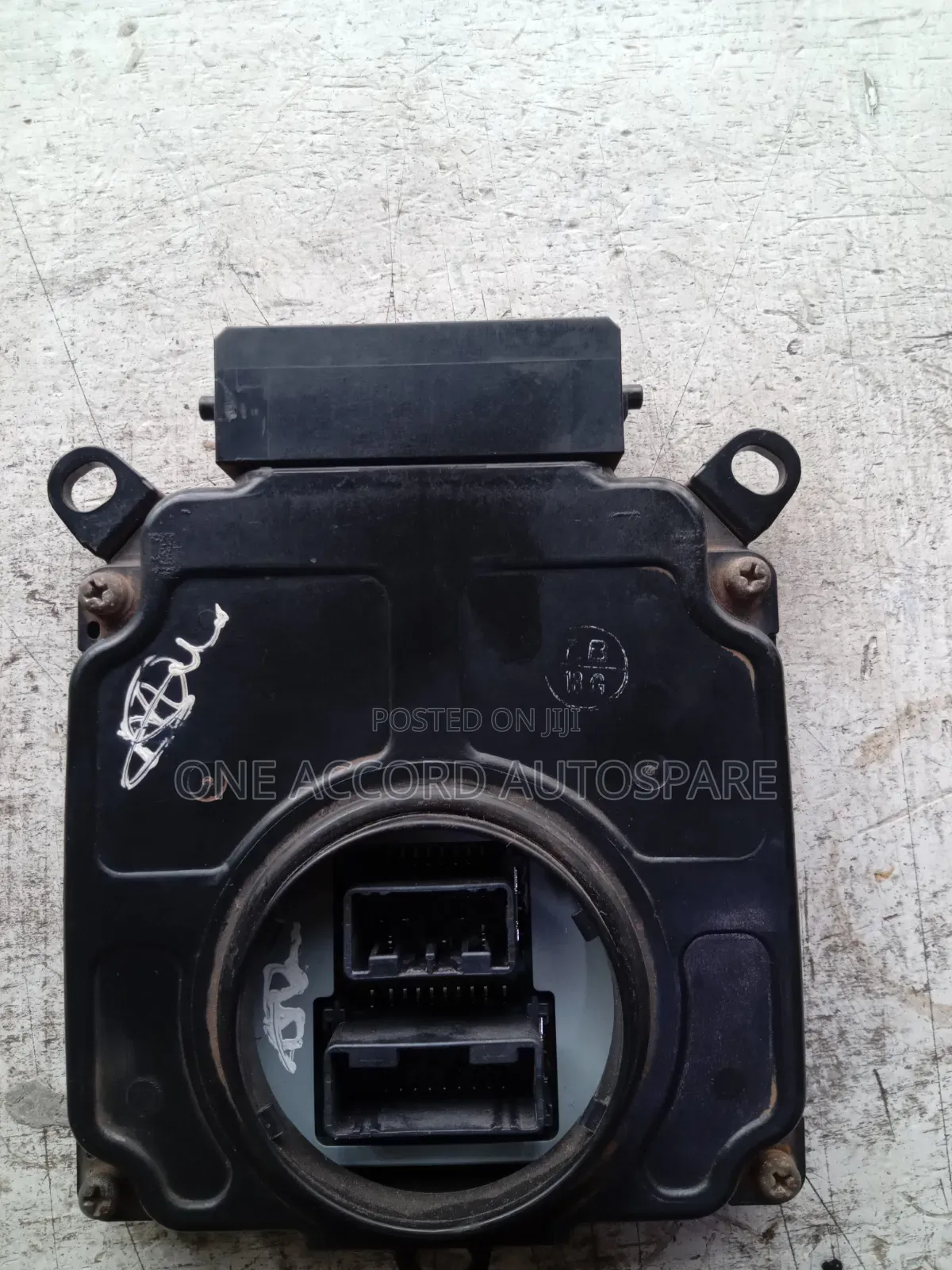 Headlight Controller/Computer/Ballast for Prado 150