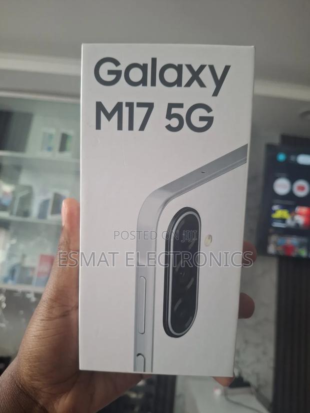 New Samsung Galaxy M17 5G 128 GB Gray