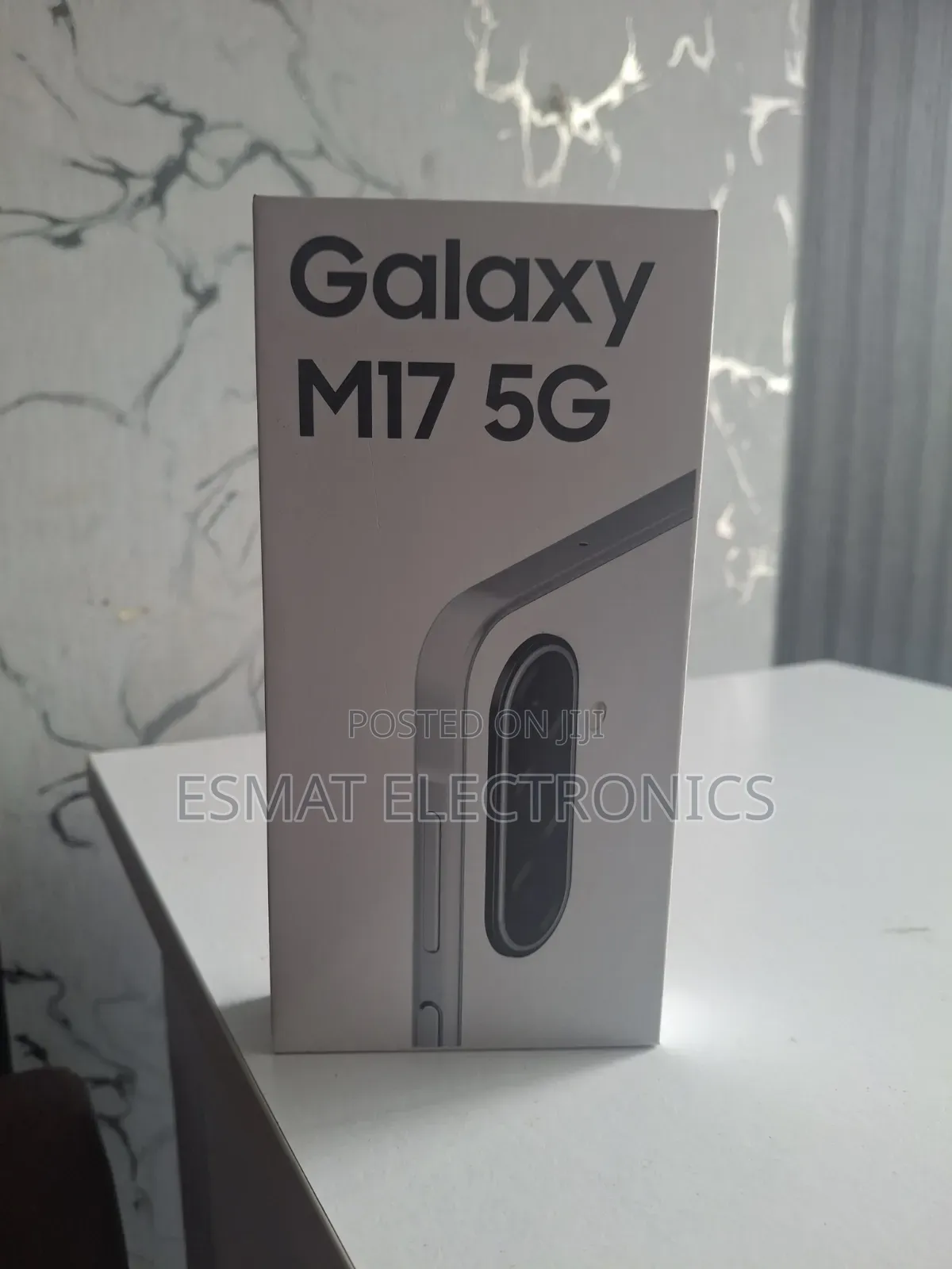 New Samsung Galaxy M17 5G 128 GB Gray