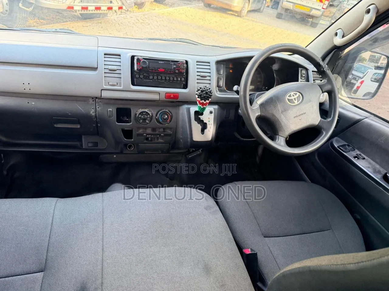 Toyota Grand HiAce 2012 White