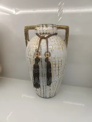 Decorative Vase – Modern Home Office Accent