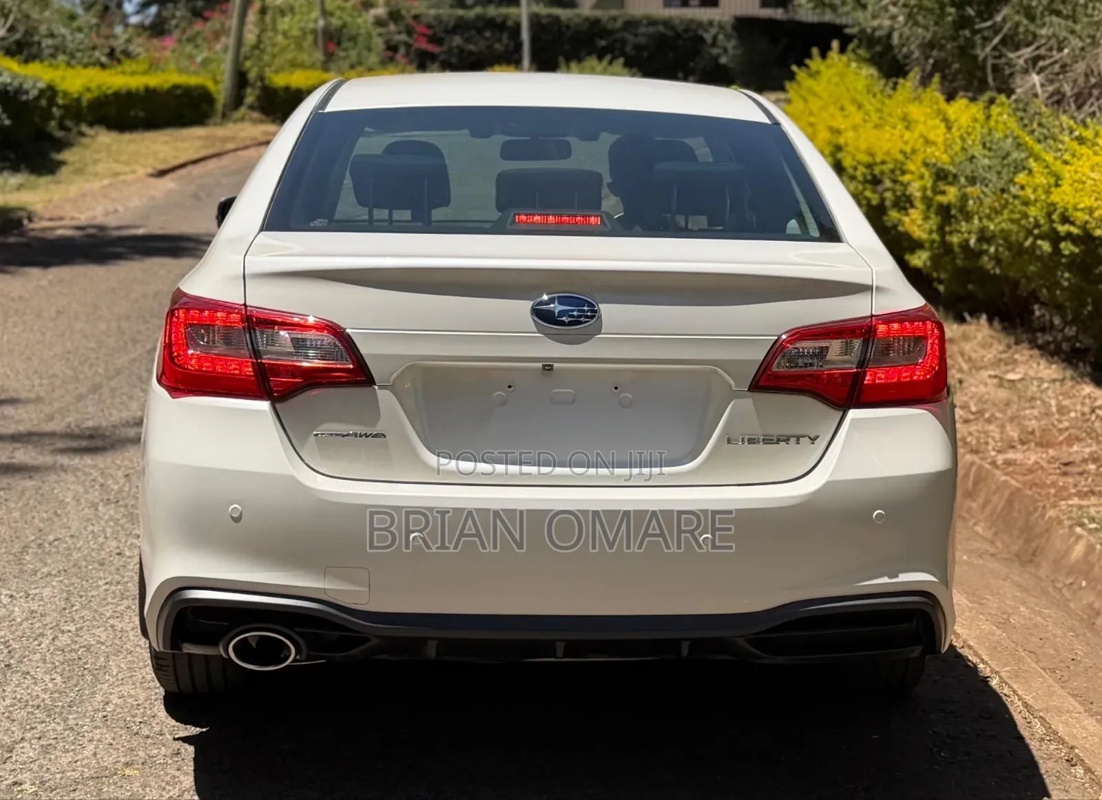 Subaru Legacy 2018 White