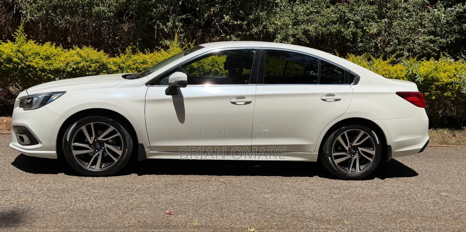 Subaru Legacy 2018 White