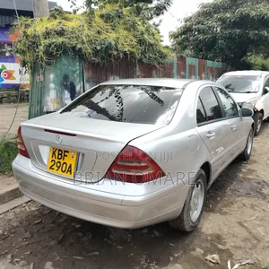 Mercedes-Benz C180 2004 Silver