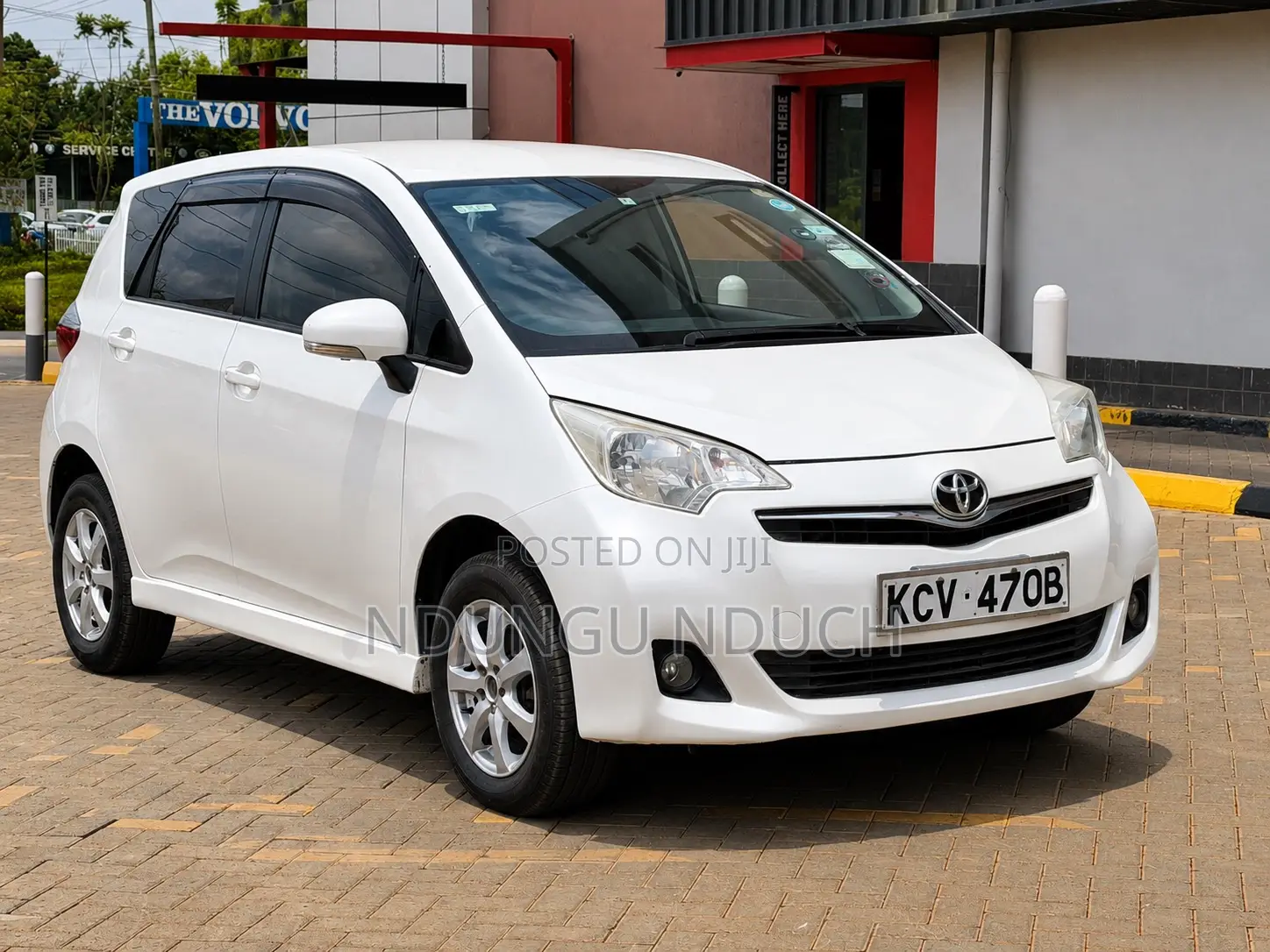 Toyota Ractis 1.5 FWD 2012 White