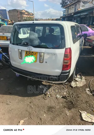 Toyota Succeed 2005 Off white