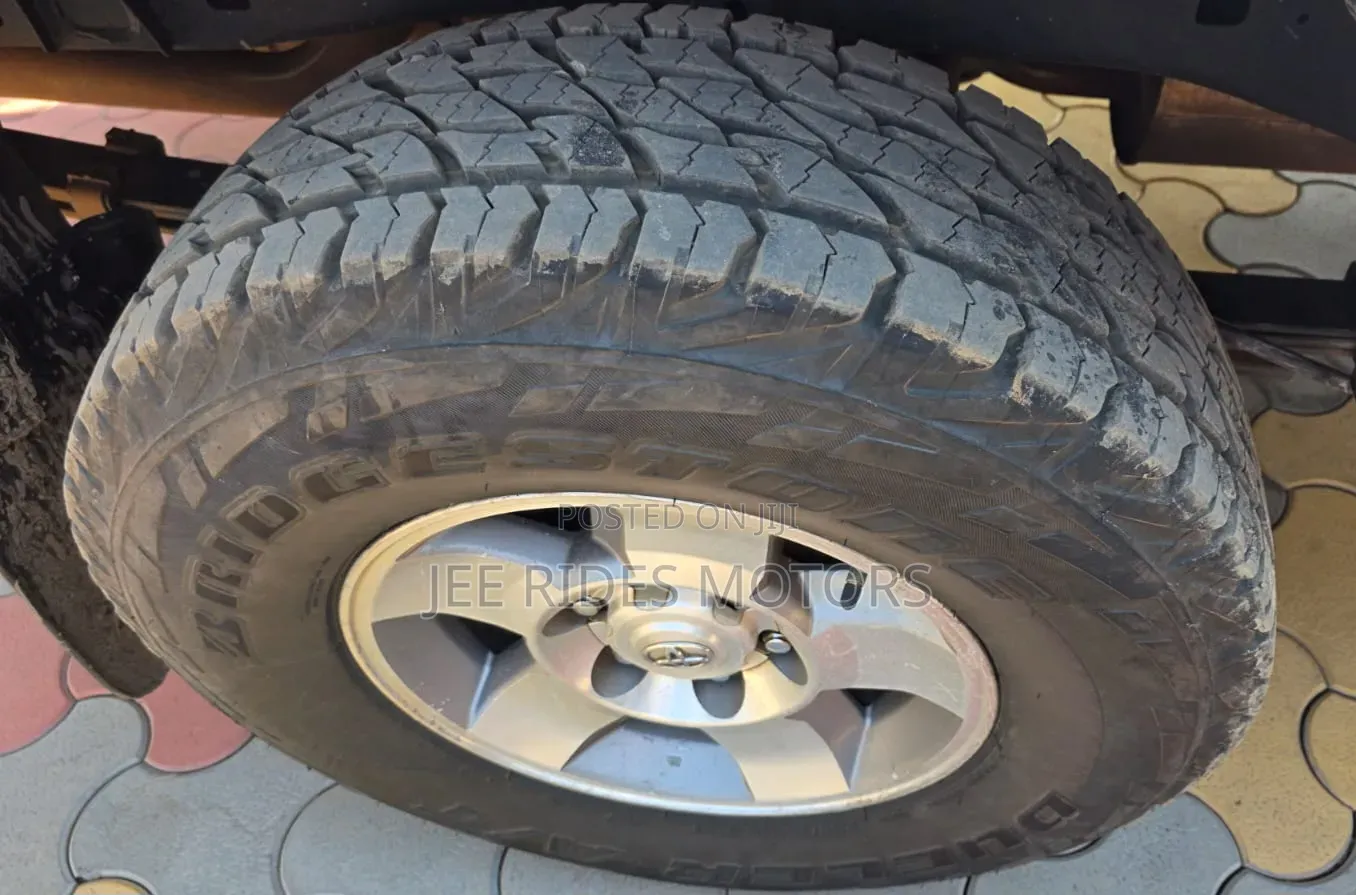 Toyota Hilux 2019 White