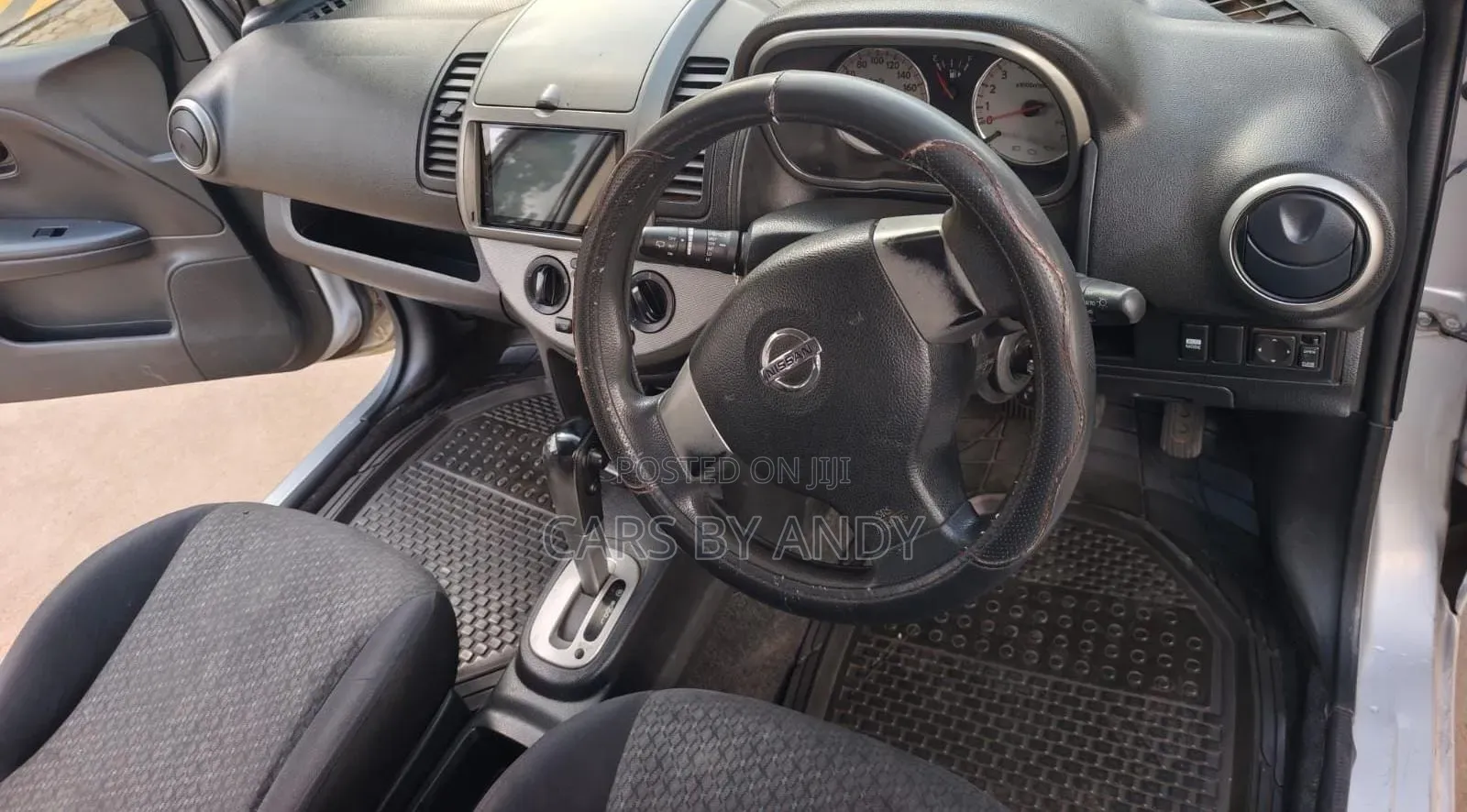 Nissan Note 2012 Silver