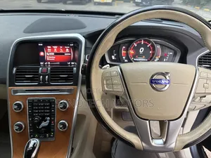Volvo V60 2017 Black