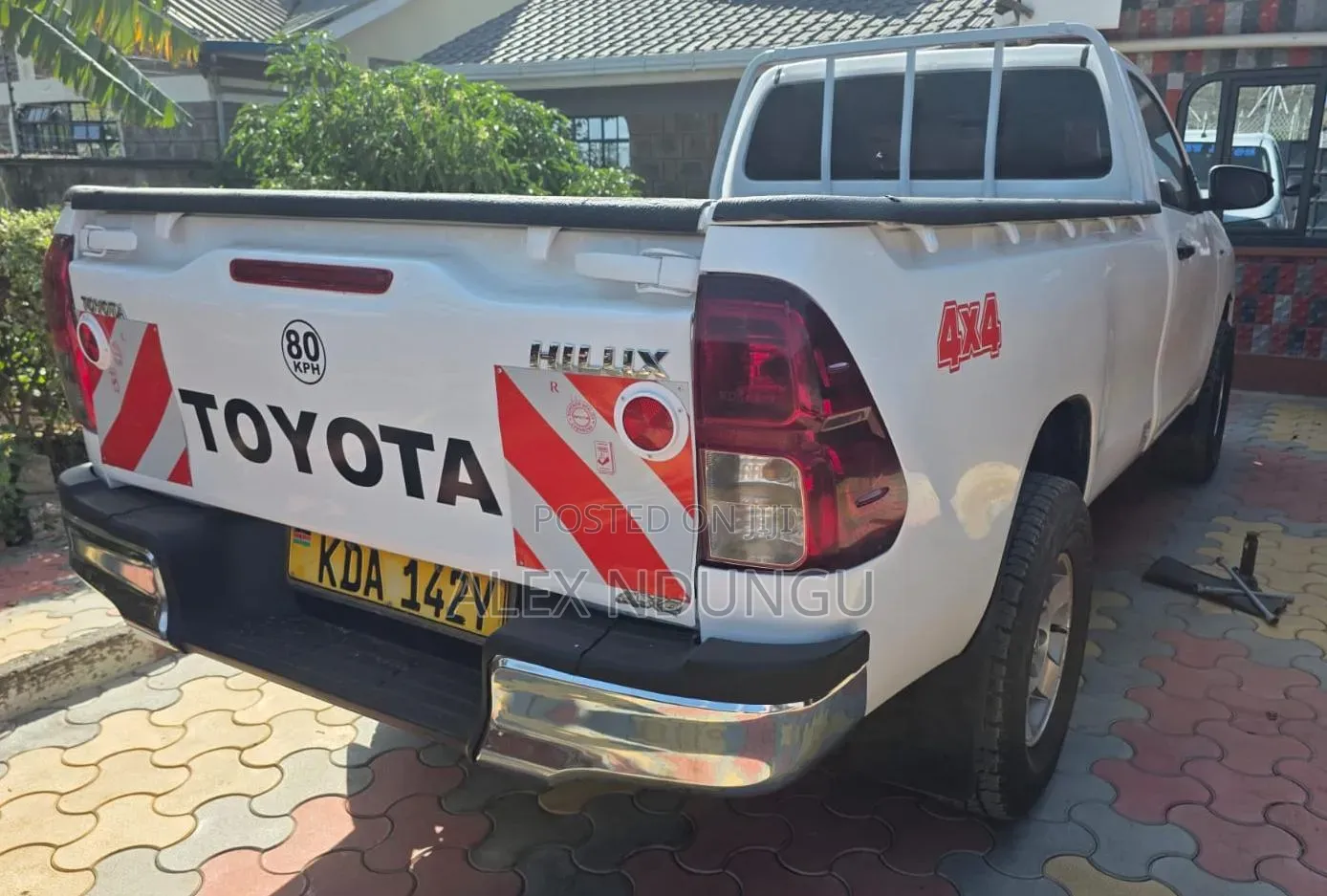 Toyota Hilux 2019 White
