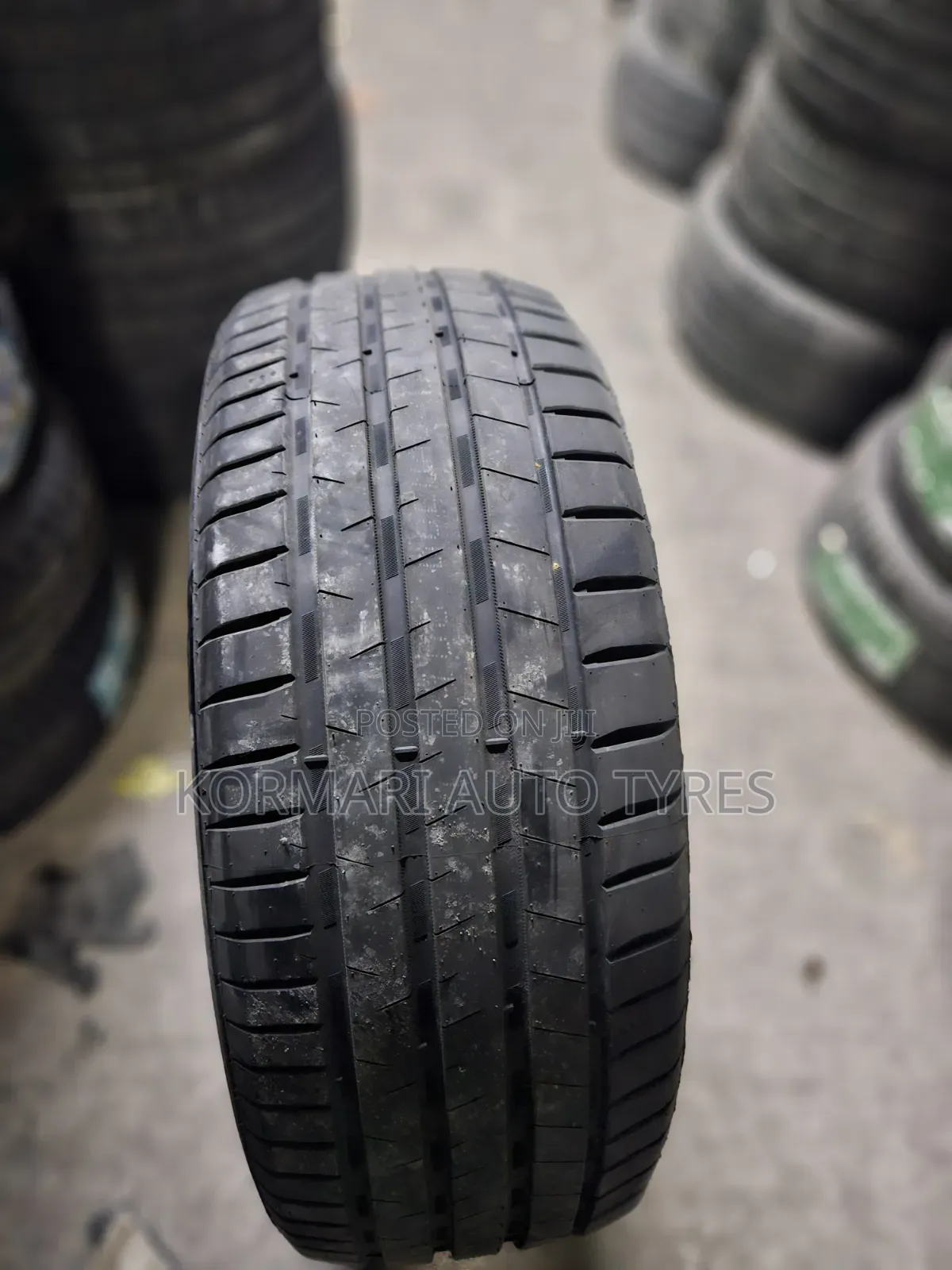 285/45r22 Dovroad Tyre