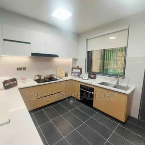5bdrm Apartment in Hurlingham for sale