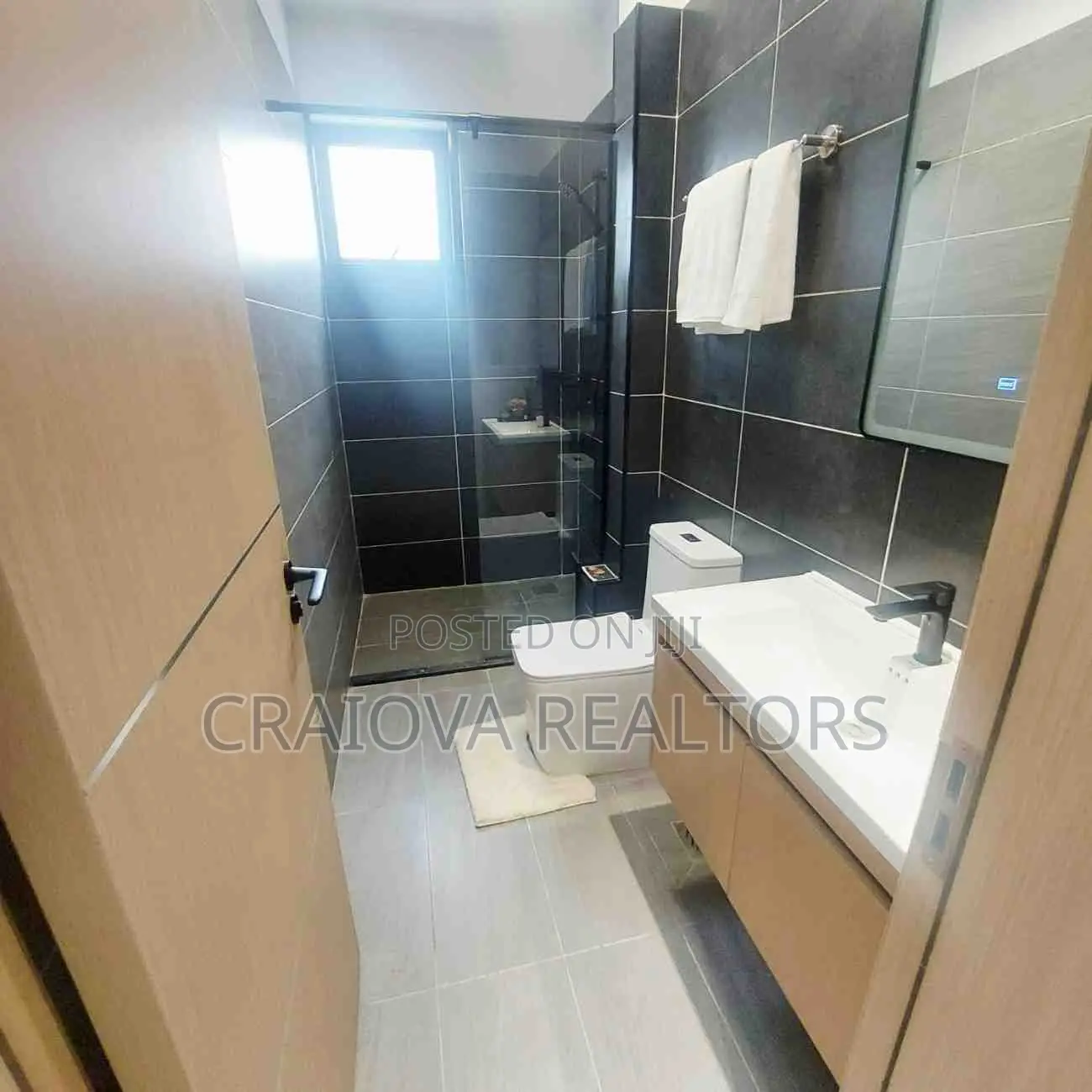 5bdrm Apartment in Hurlingham for sale