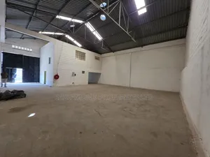 4000 SQFT Warehouse for Rent