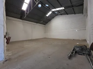 4000 SQFT Warehouse for Rent
