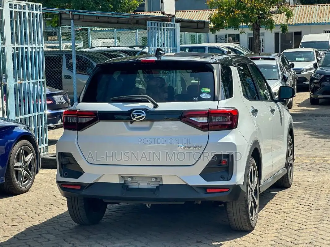 Daihatsu Rocky 2019 Pearl