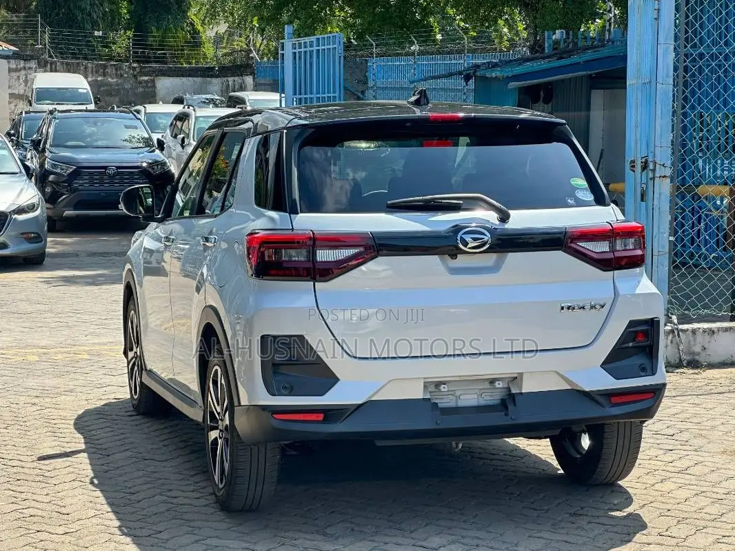 Daihatsu Rocky 2019 Pearl