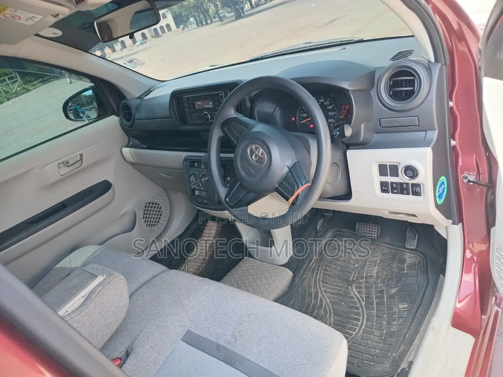 Toyota Passo 2019 Maroon