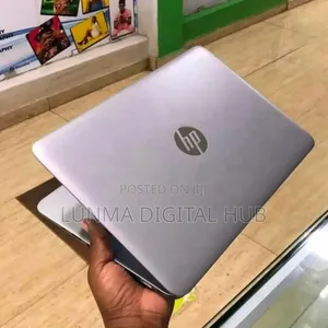 Laptop HP EliteBook 820 G4 8GB Intel Core i7 SSD 256GB