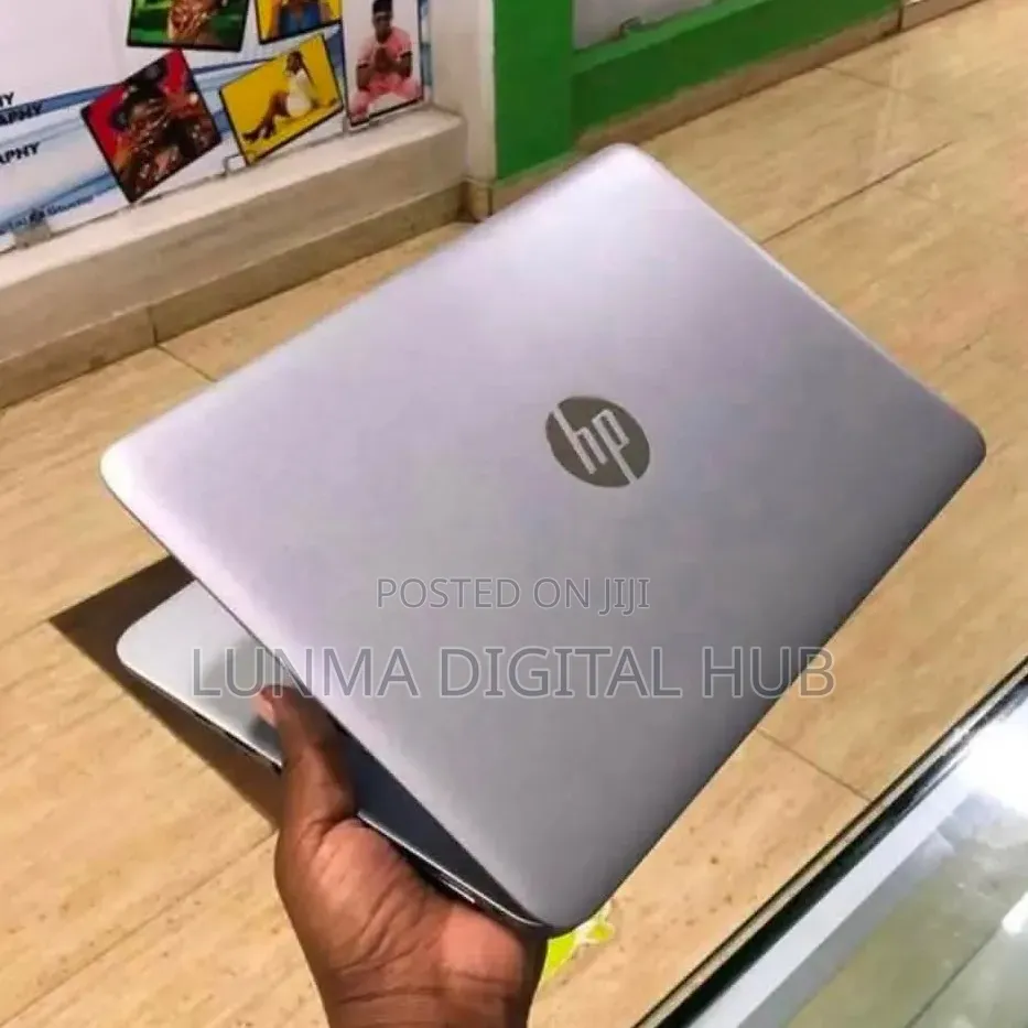 Laptop HP EliteBook 820 G4 8GB Intel Core i7 SSD 256GB