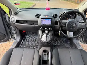 Mazda Demio 2012 Gray