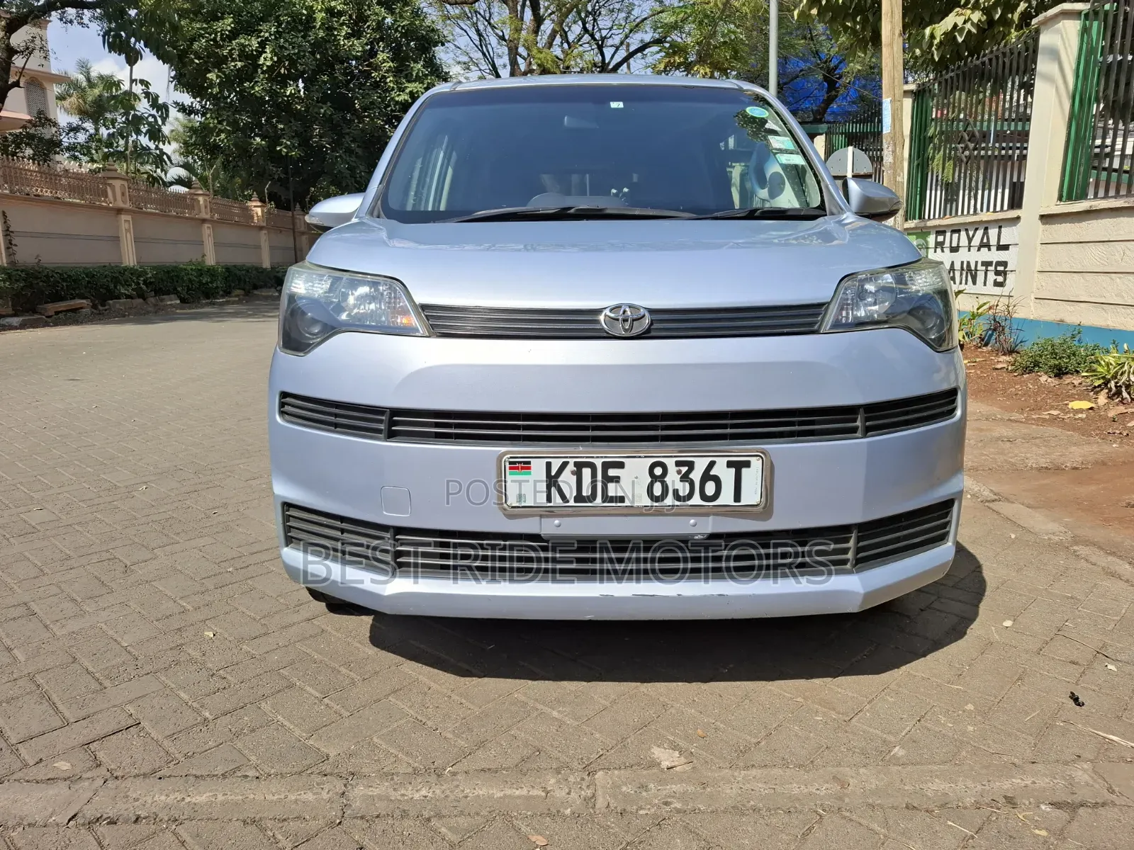 Toyota Spade 1.5 2014 Blue