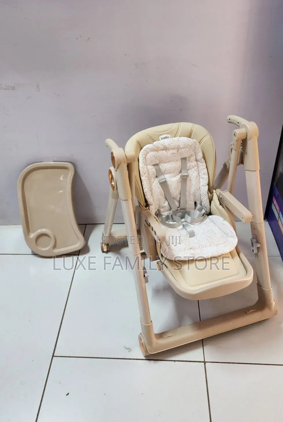 Kidilo Adjustable Height Manual Swing Feeding Chair