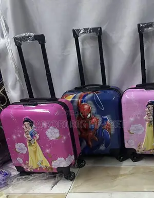 Kids’ Hard-Shell Suitcase Design