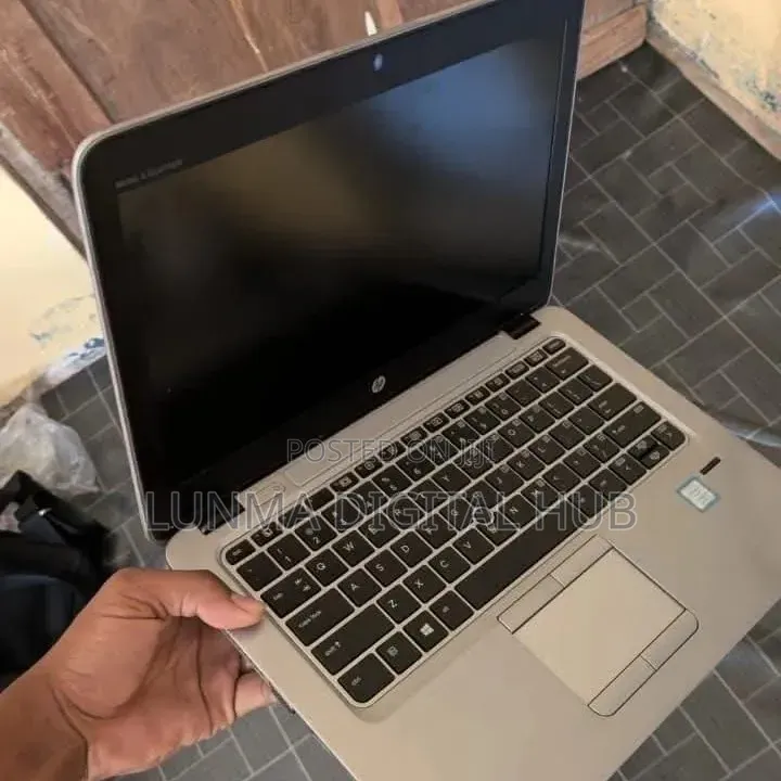Laptop HP EliteBook 820 G4 8GB Intel Core i5 SSD 256GB