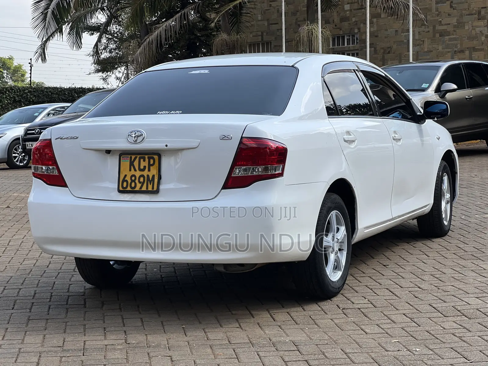 Toyota Axio 1.5 G 2WD 2011 White