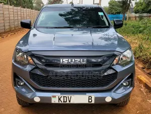 Isuzu D-MAX 2025 Silver