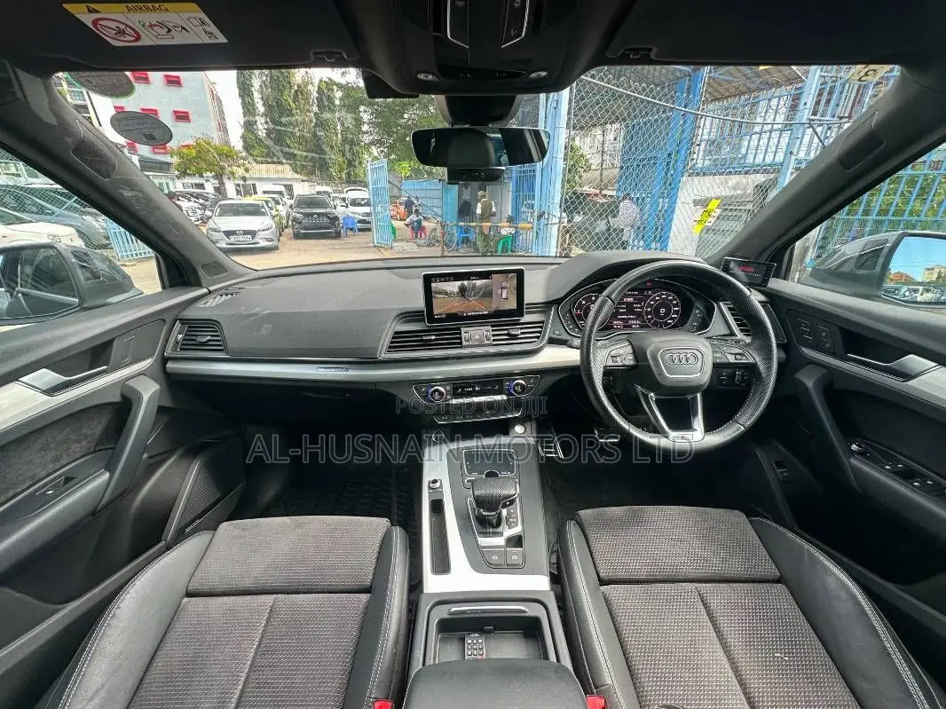 Audi Q5 2.0T Premium AWD quattro 2019 Gray