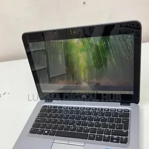 Laptop HP EliteBook 820 G4 8GB Intel Core i5 SSD 256GB